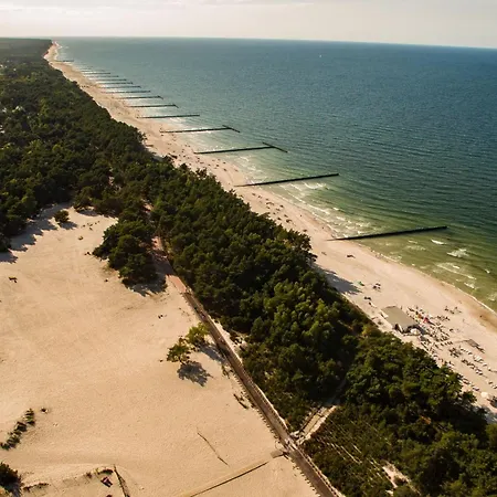 In Mit Privater Terrasse By Interhome Σπίτι διακοπών Dźwirzyno