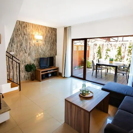 Σπίτι διακοπών In Mit Privater Terrasse By Interhome Dźwirzyno