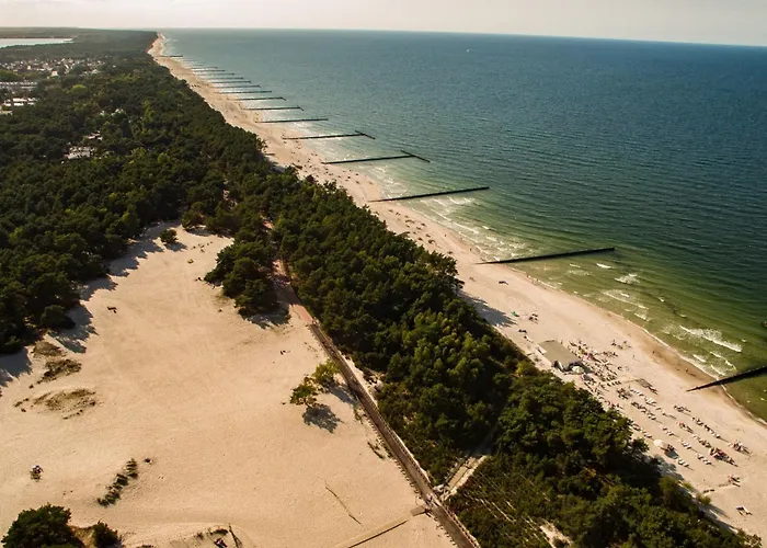 In Mit Privater Terrasse By Interhome Σπίτι διακοπών Dźwirzyno